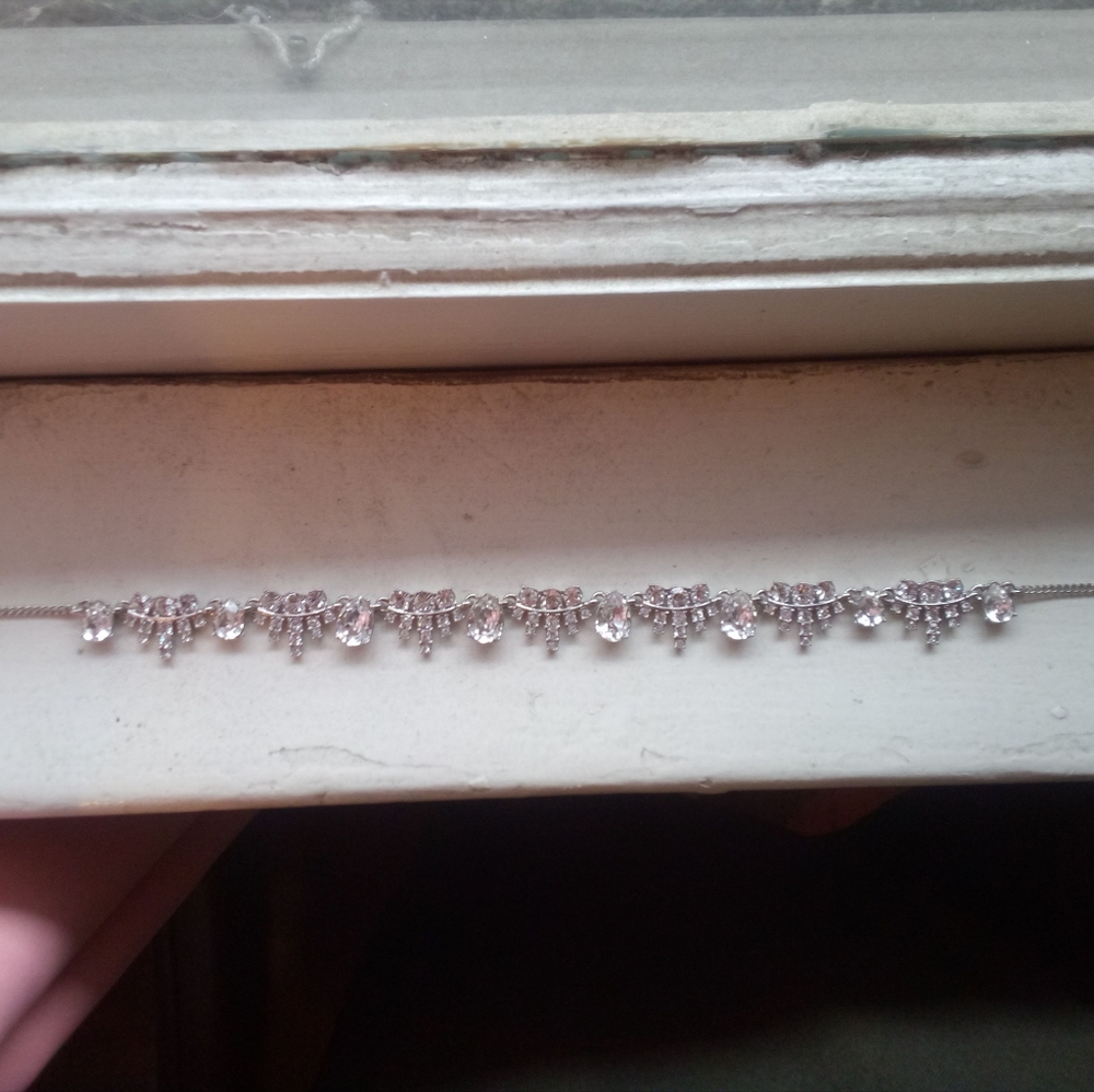 Givenchy necklace - Picture 5 of 5